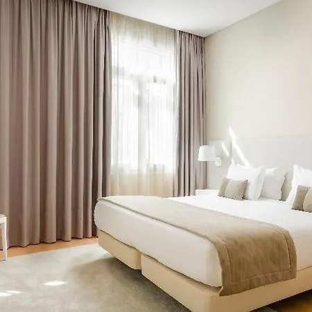 Hotell Exe Wellington 4*