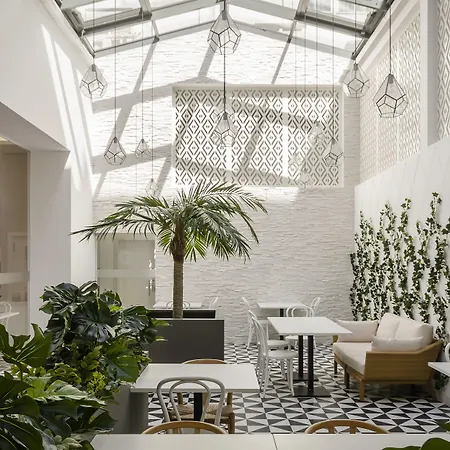 Hotel Exe Wellington