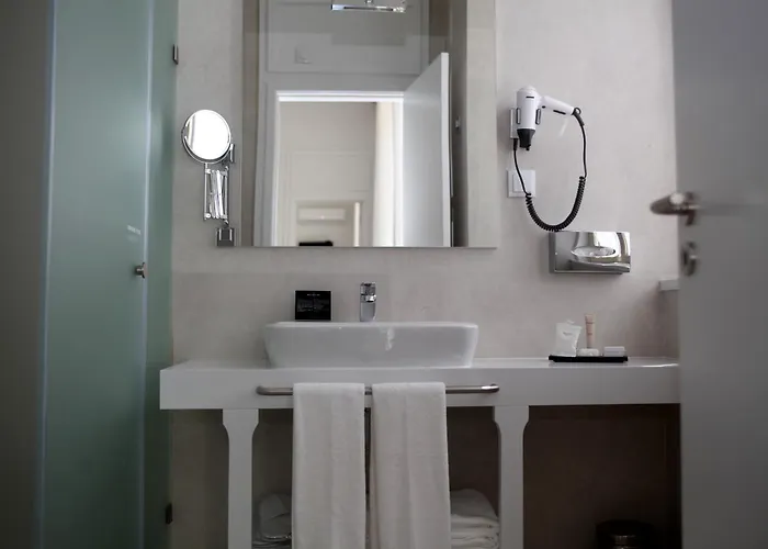 Hotel Exe Wellington 4*